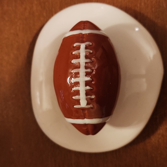 Rae Dunn Cream "Game Day" Mug with Brown Football Lid - Picture 4 of 8